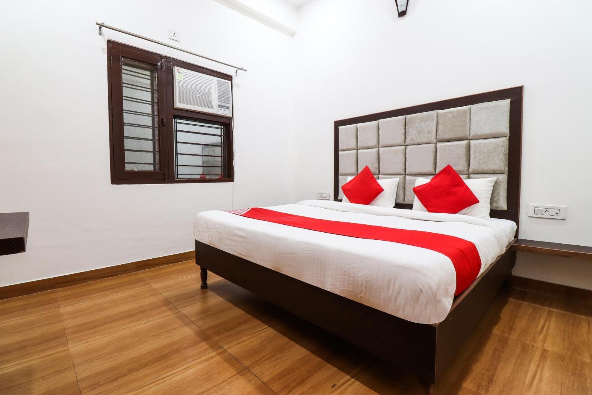 Hotel O Taj Royal Tajganj Экстерьер фото