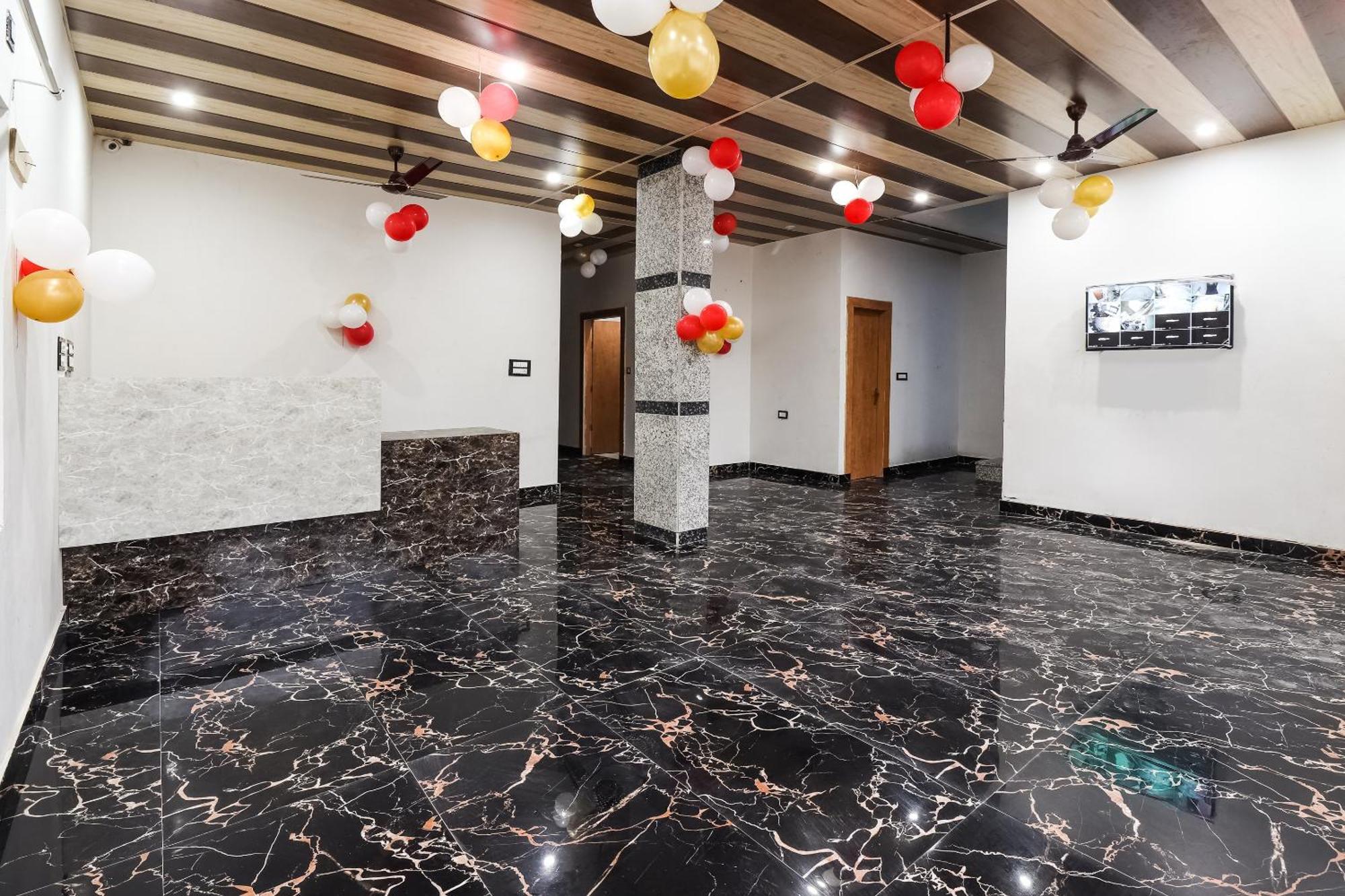 Hotel O Taj Royal Tajganj Экстерьер фото